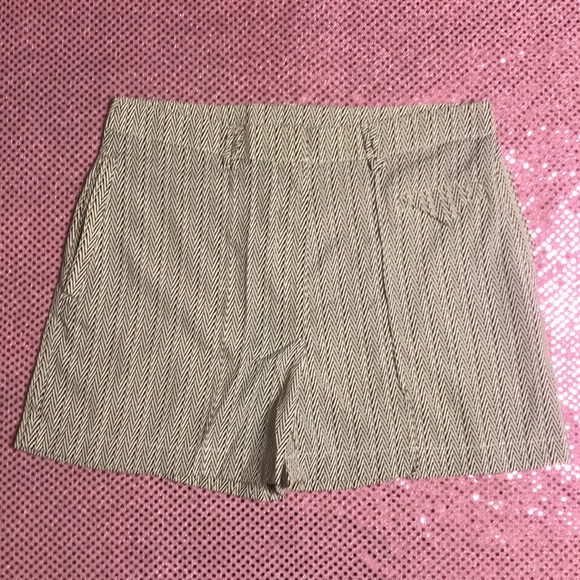 SOLD GREYLIN Dressy Mini Shorts Medium - Picture 4 of 8